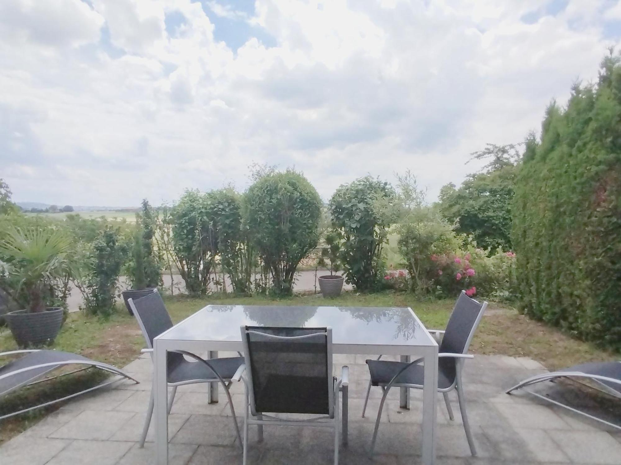 Sonniges 2-Zimmer-Gartenapartment Bietigheim-Bissingen Exterior photo